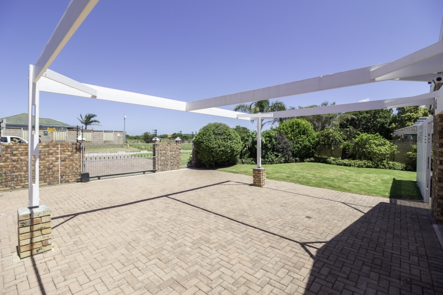 3 Bedroom Property for Sale in West Bank Eastern Cape